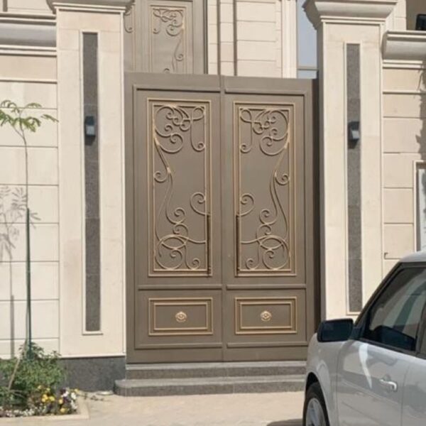 ابواب حديد دبل صاج مع برواز نيوبات